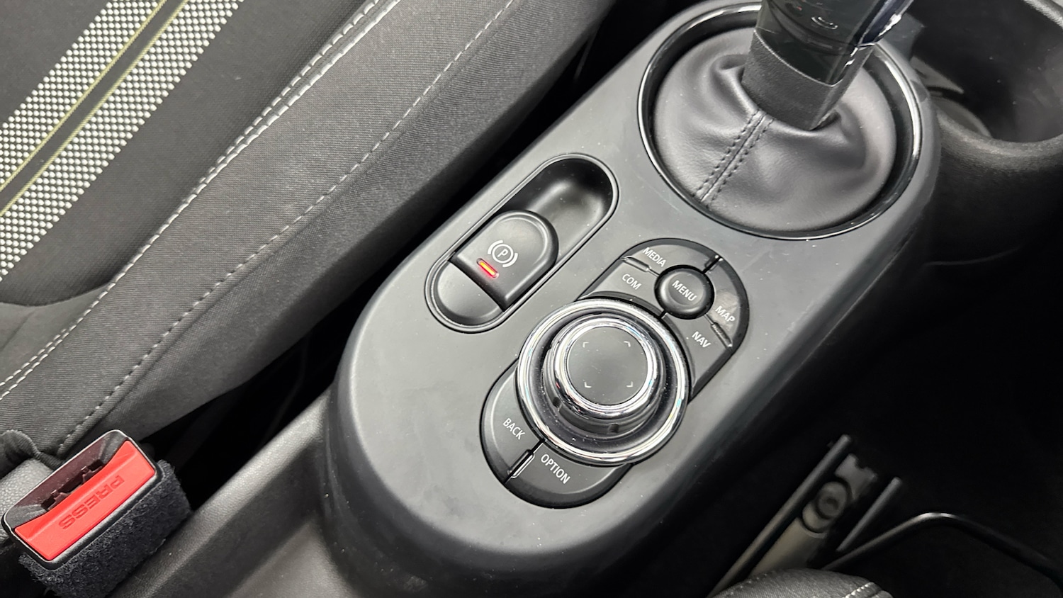 Used MINI Hatch 2021 for sale - 76892841: Photo 19