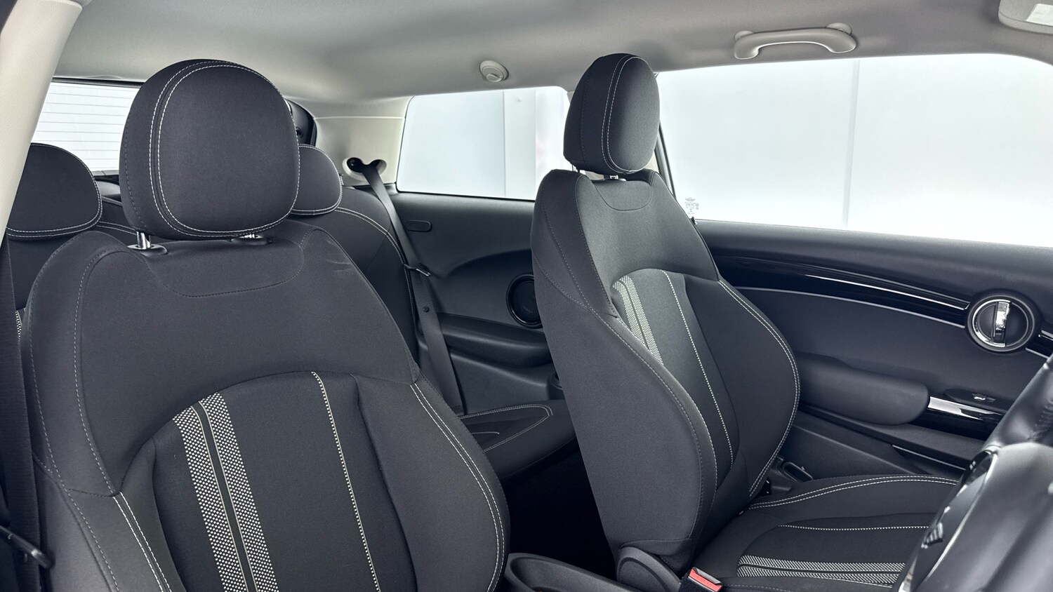 Used MINI Hatch 2021 for sale - 76892841: Photo 27