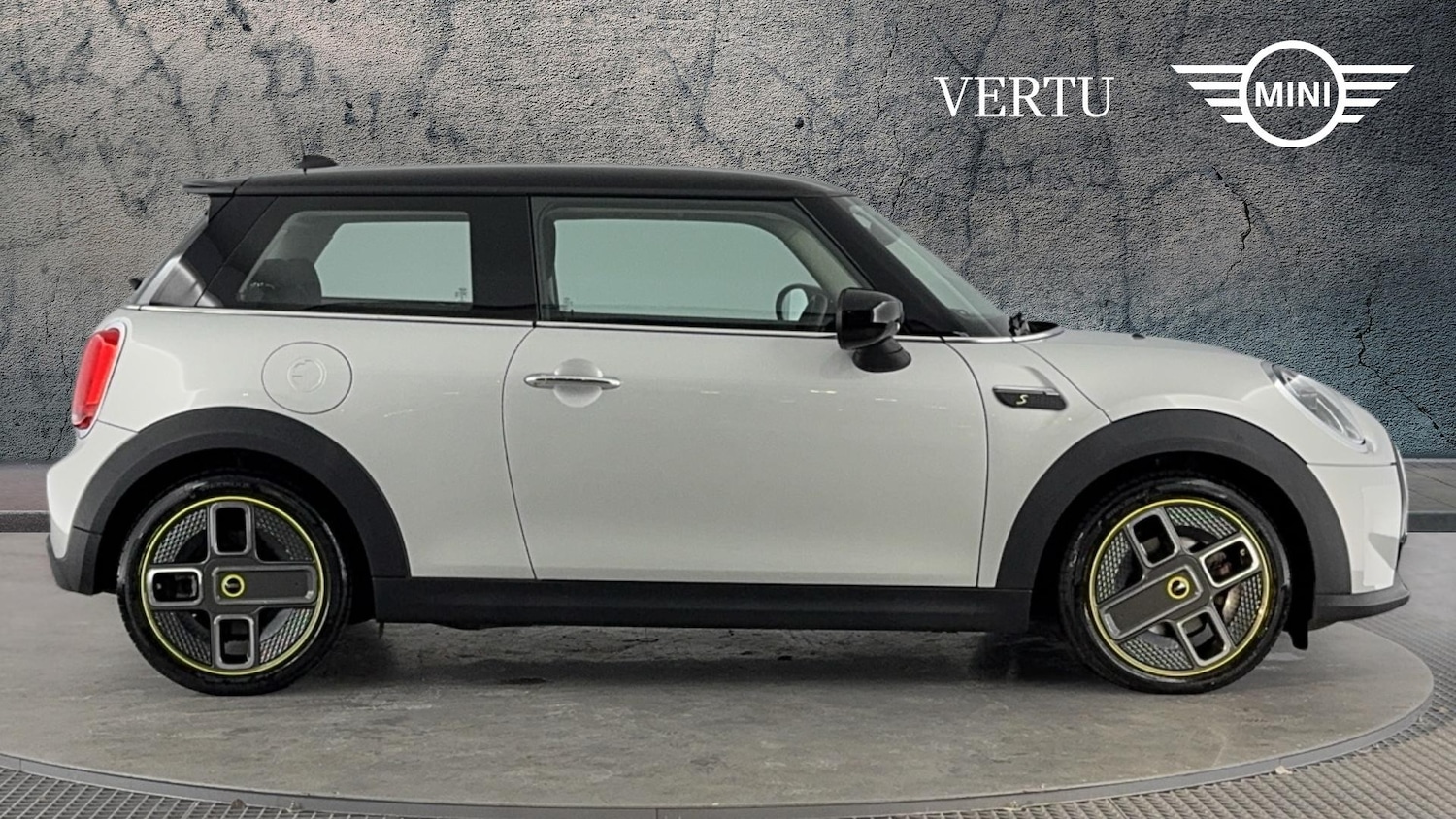 Used MINI Hatch 2021 for sale - 76892841: Photo 3