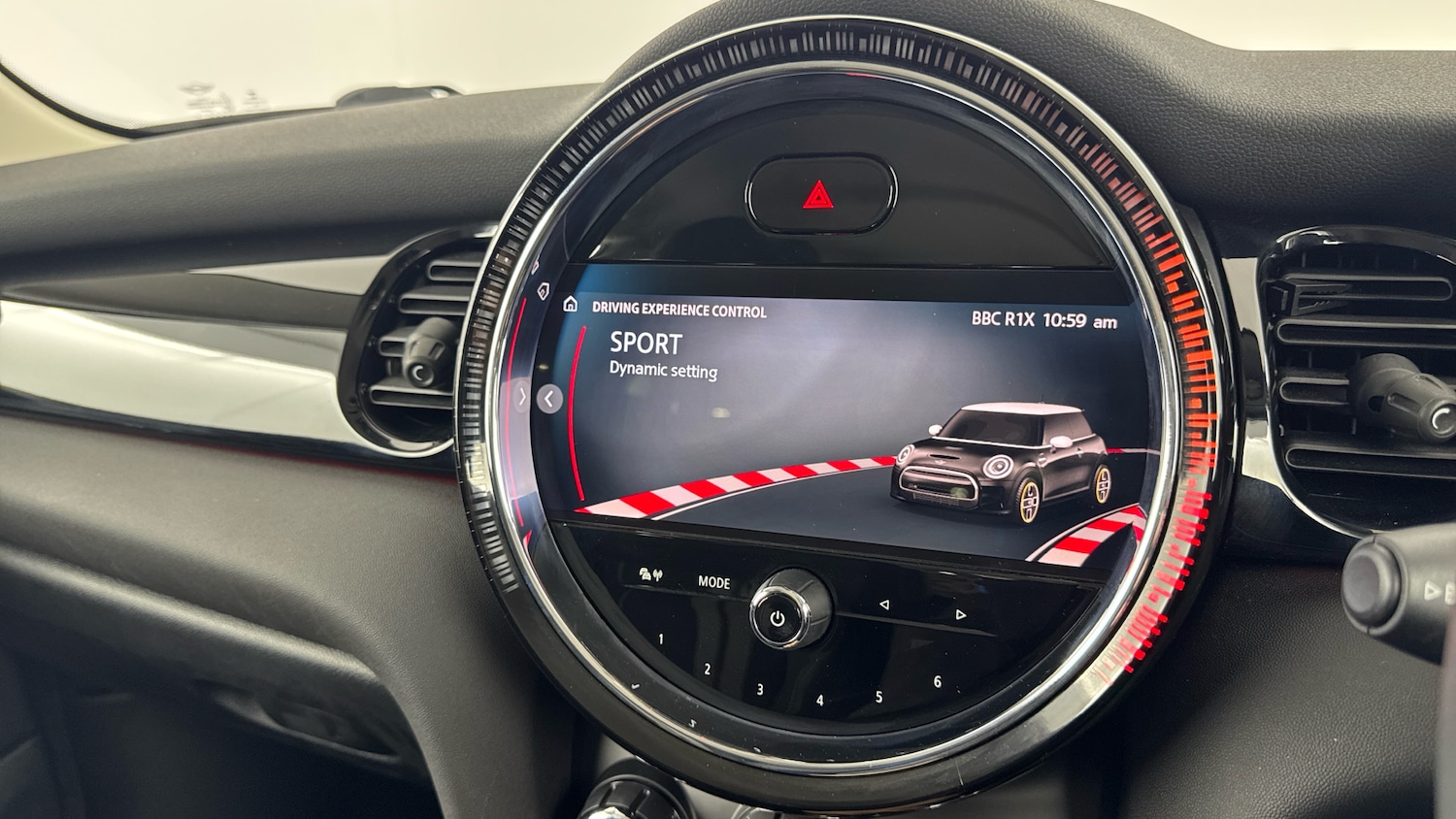 Used MINI Hatch 2021 for sale - 76892841: Photo 32