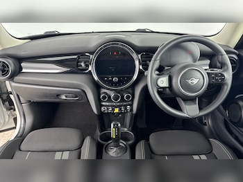 Used MINI Hatch 2021 for sale - 76892841: Photo