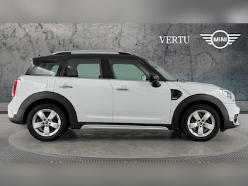 Used MINI Countryman 2017 for sale - 77903811: Photo