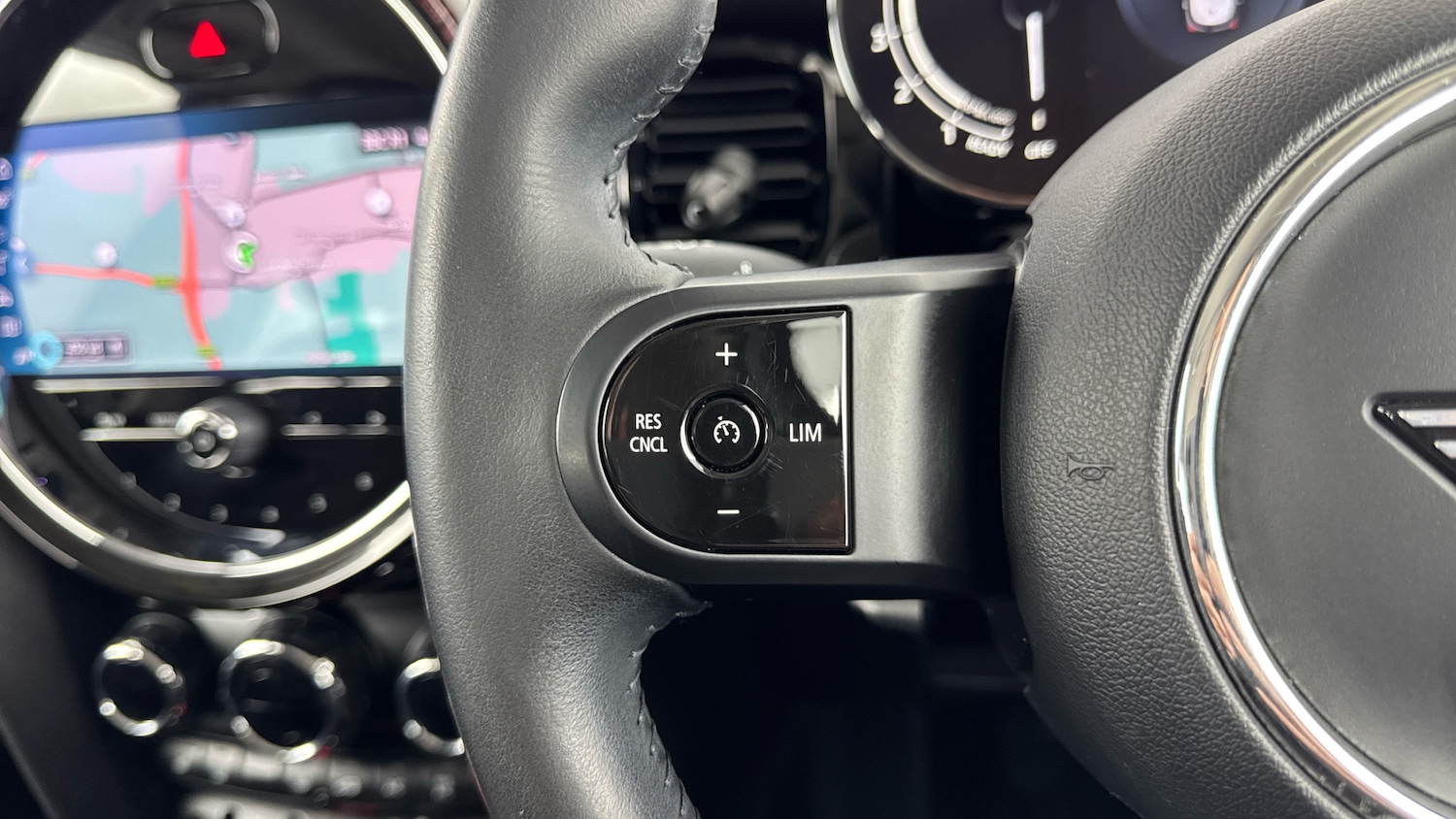 Used MINI Hatch 2021 for sale - 76836908: Photo 17