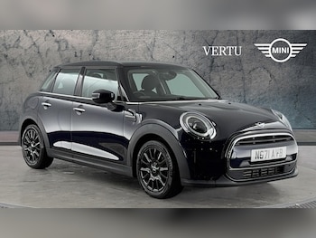 2021 (71) - 1.5 Cooper Classic 5dr Auto [Comfort/Nav Pack] Petrol Hatchback