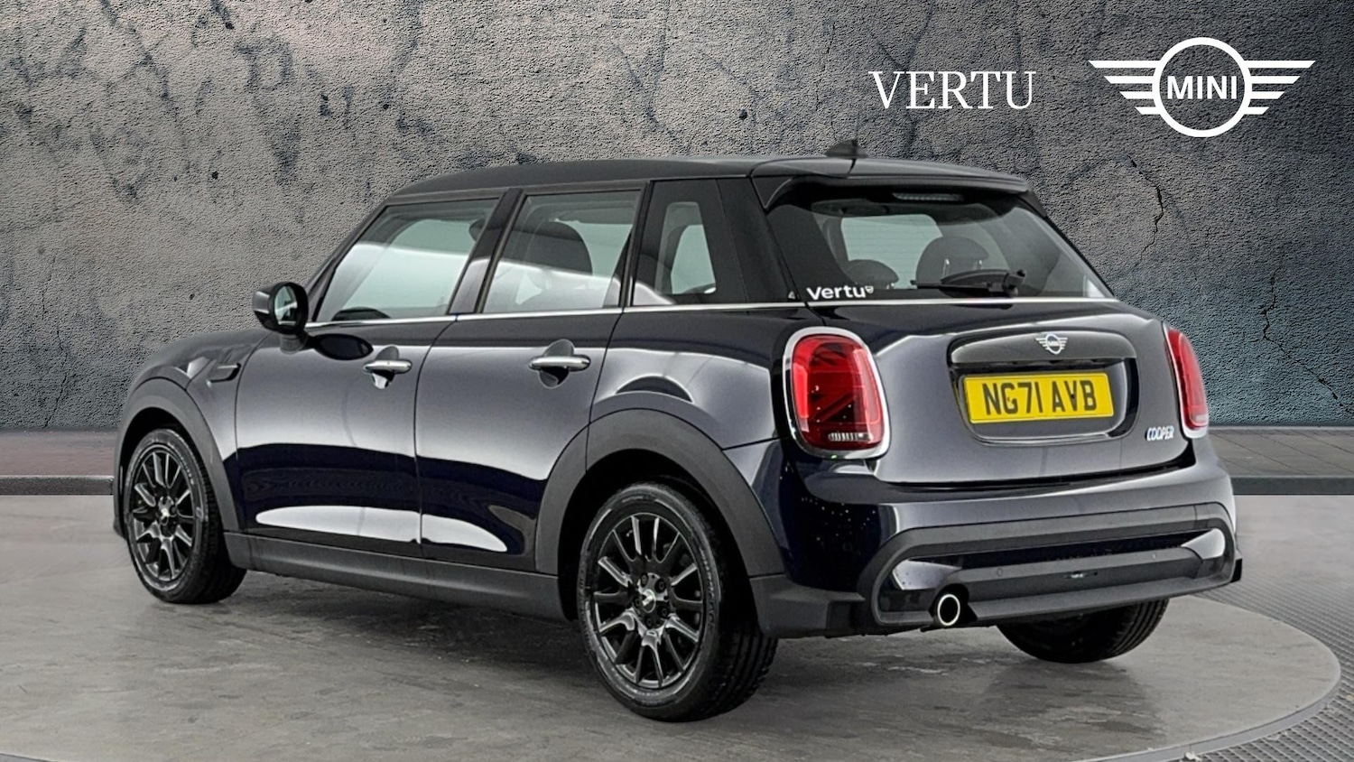 Used MINI Hatch 2021 for sale - 76836908: Photo 2