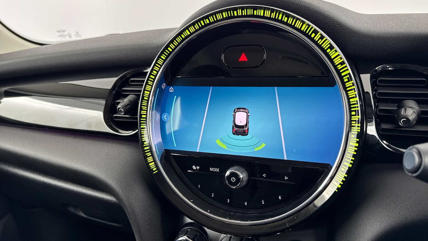 Used MINI Hatch 2021 for sale - 76836908: Photo 31