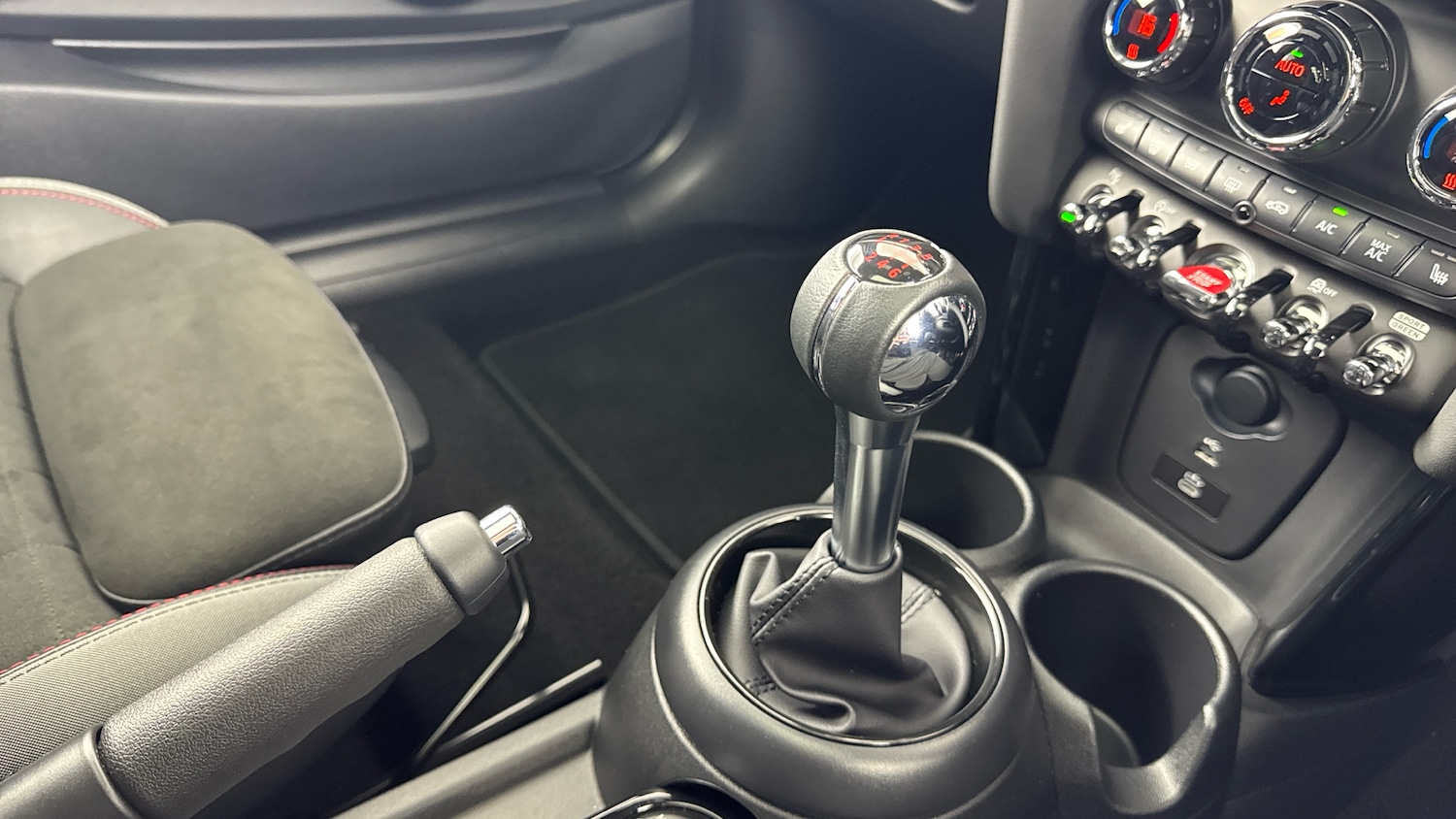 Used MINI Hatch 2022 for sale - 78015095: Photo 10