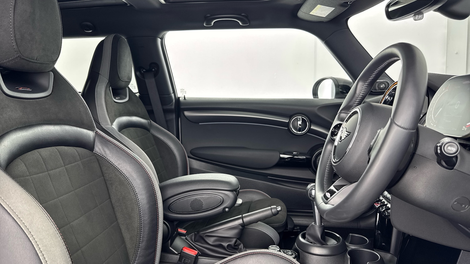 Used MINI Hatch 2022 for sale - 78015095: Photo 11