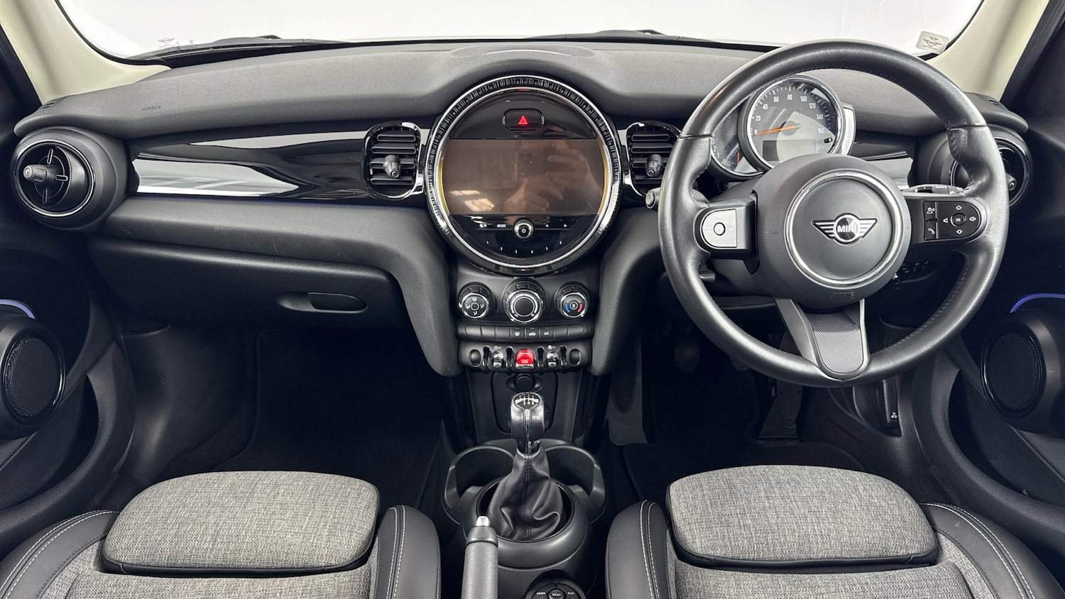 Used MINI Hatch 2022 for sale - 76437038: Photo 4