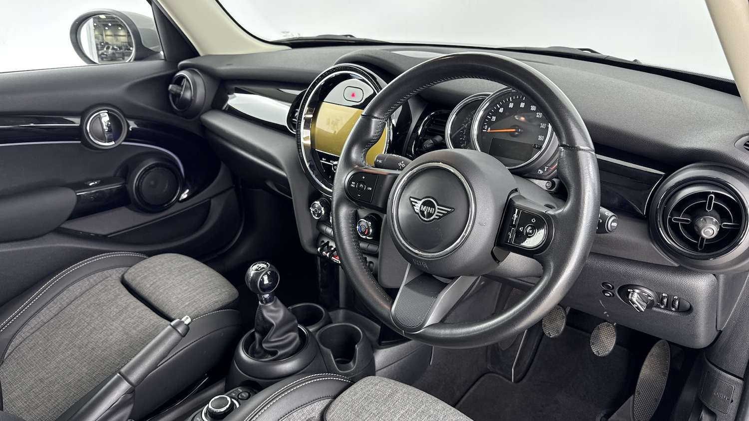 Used MINI Hatch 2022 for sale - 76437038: Photo 6