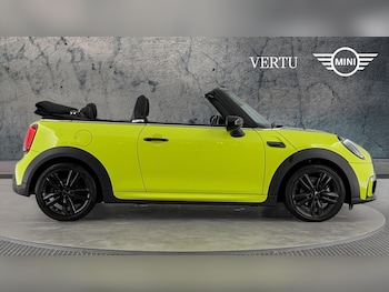 Used MINI Convertible 2024 for sale - 77367474: Photo