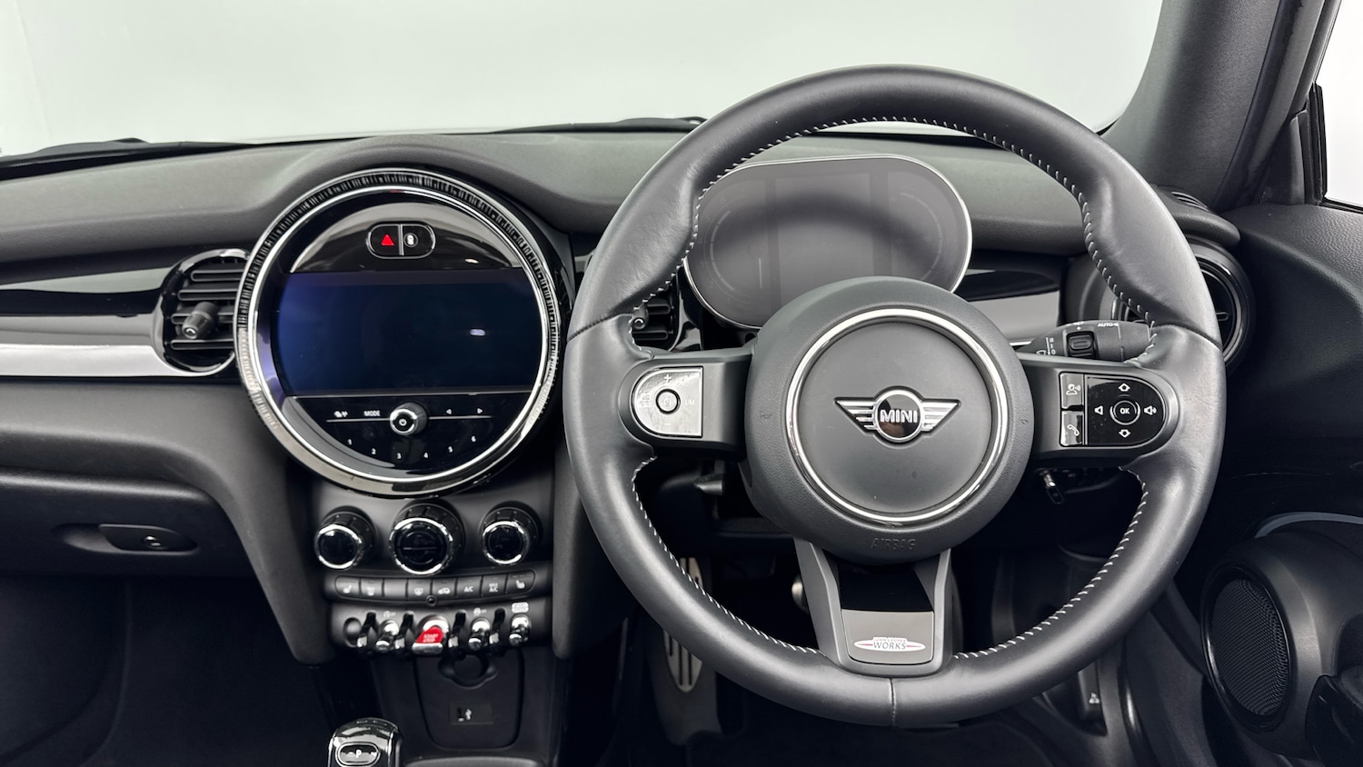 Used MINI Convertible 2024 for sale - 77367474: Photo 5