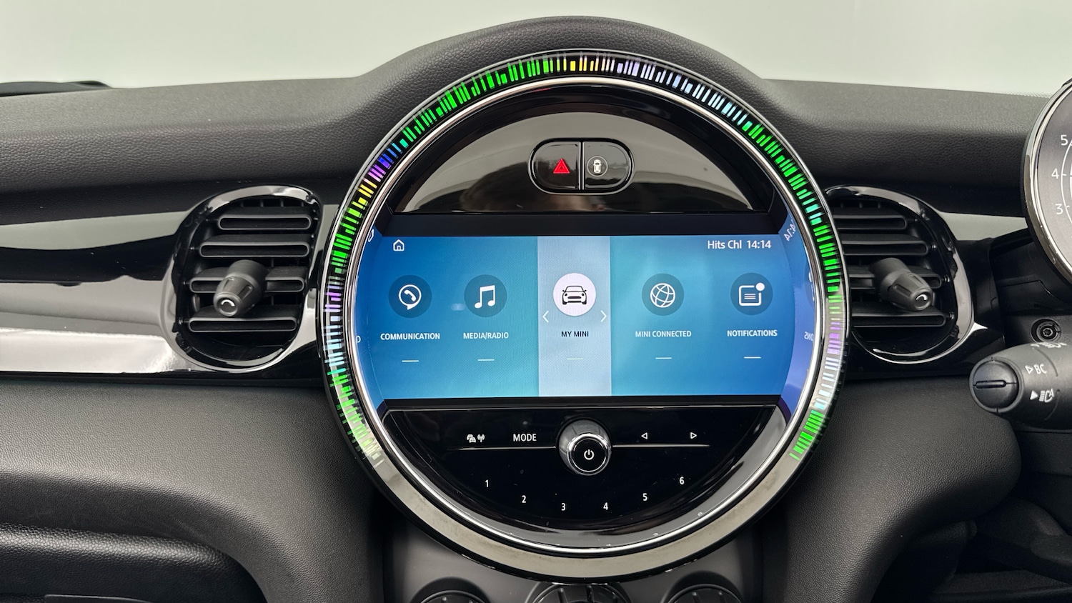 Used MINI Convertible 2024 for sale - 77367474: Photo 8