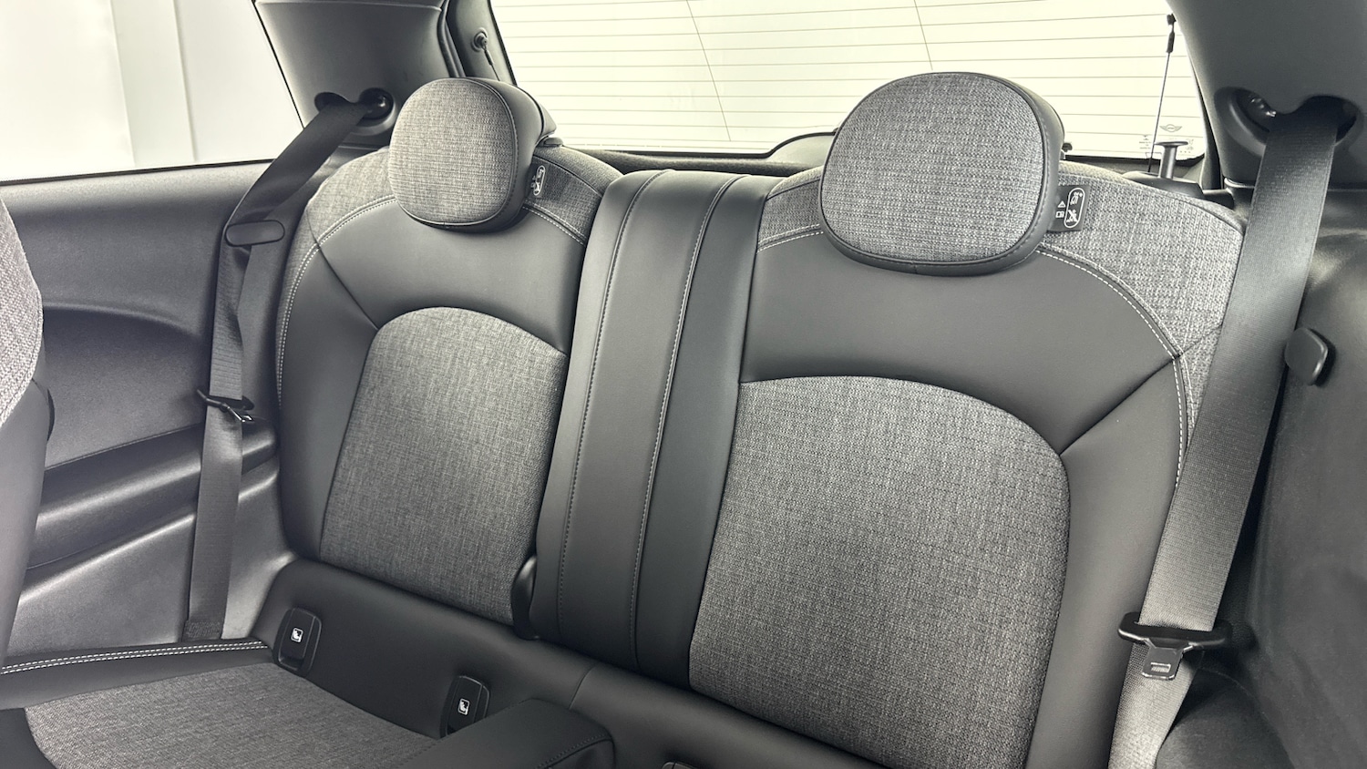 Used MINI Hatch 2022 for sale - 76339997: Photo 12