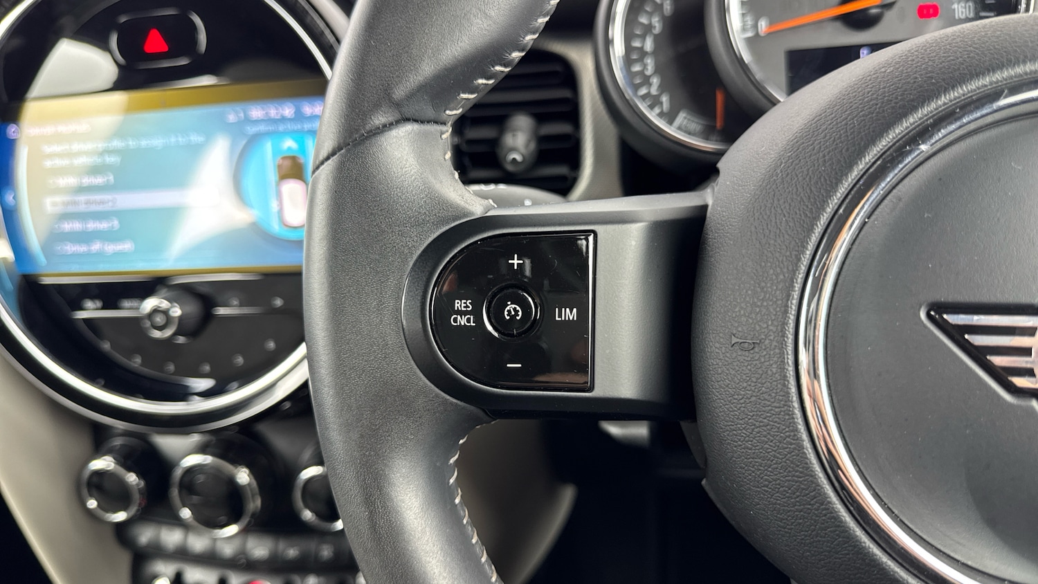 Used MINI Hatch 2022 for sale - 76339995: Photo 17
