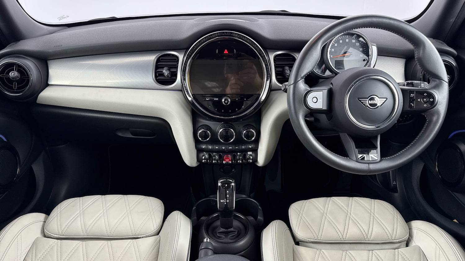 Used MINI Hatch 2022 for sale - 76339995: Photo 4