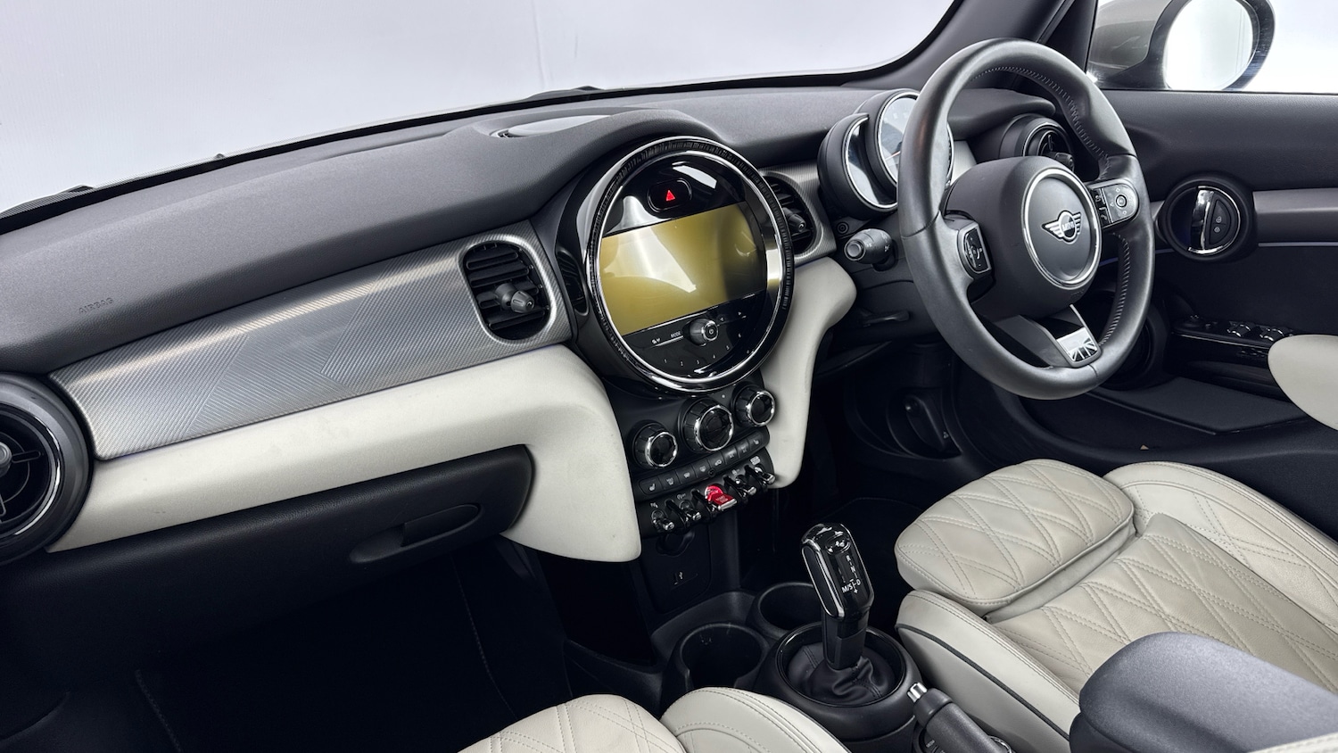 Used MINI Hatch 2022 for sale - 76339995: Photo 7