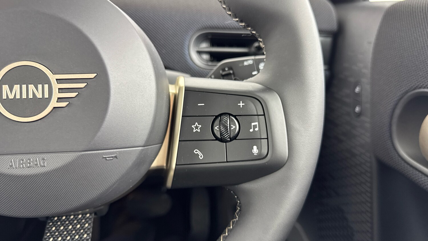 Used MINI Cooper 2025 for sale - 77616596: Photo 18