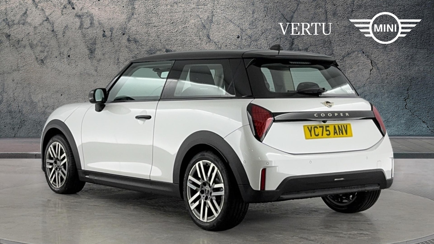 Used MINI Cooper 2025 for sale - 77616596: Photo 2