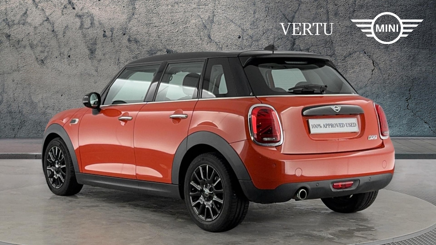 Used MINI Hatch 2018 for sale - 77607431: Photo 2