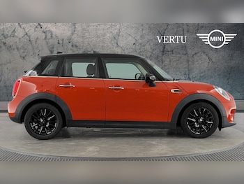 Used MINI Hatch 2018 for sale - 77607431: Photo