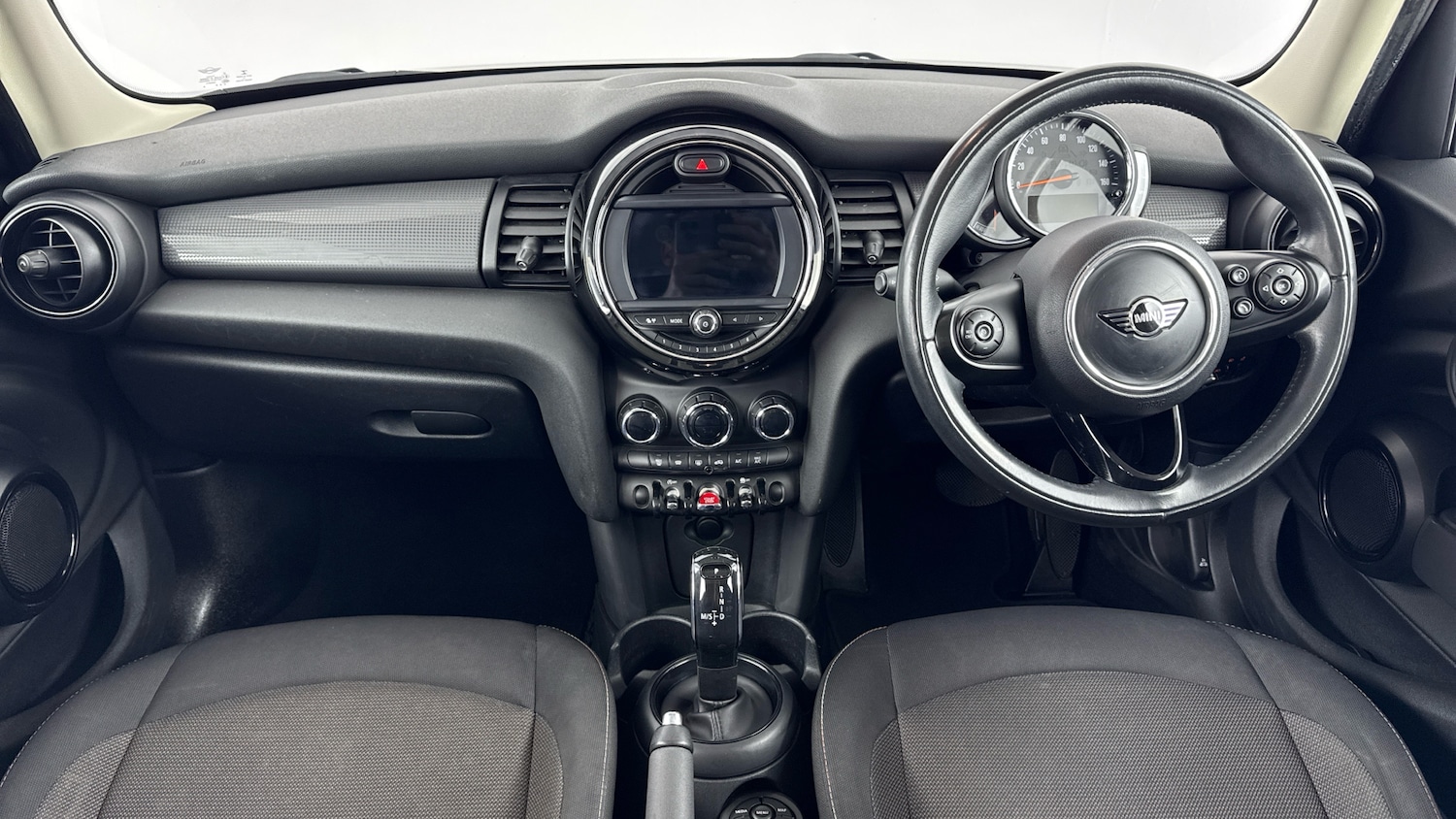 Used MINI Hatch 2018 for sale - 77607431: Photo 4