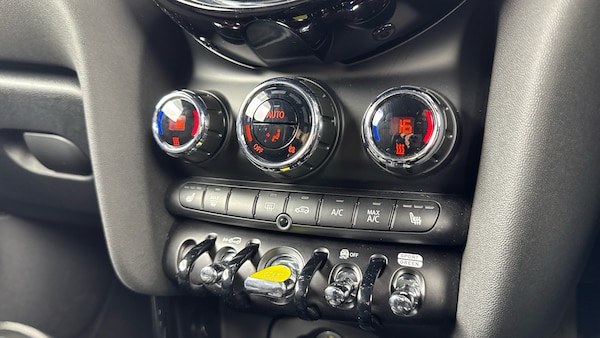 Used MINI Hatch 2022 for sale - 76234570: Photo 20