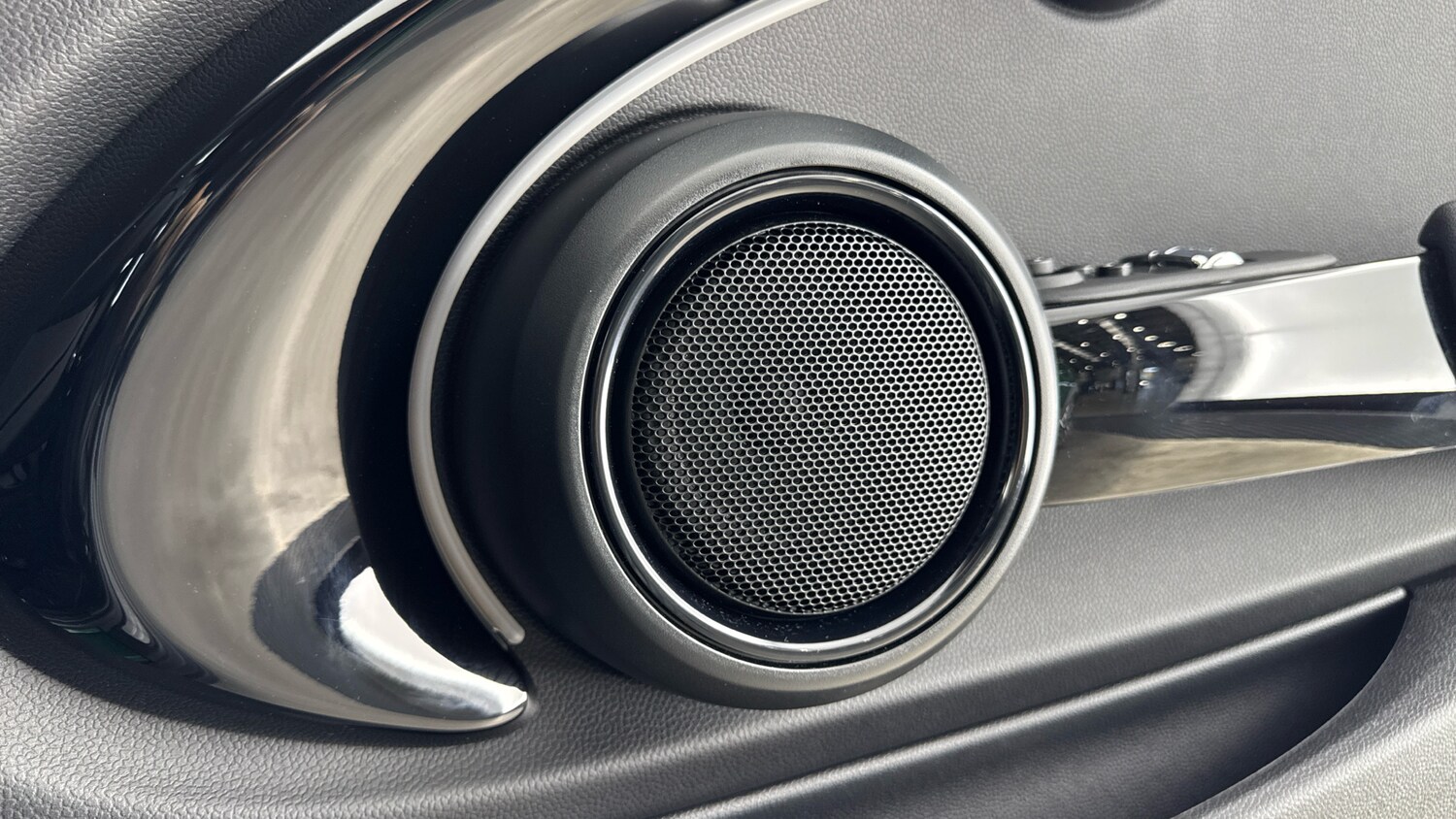 Used MINI Hatch 2022 for sale - 76234570: Photo 30