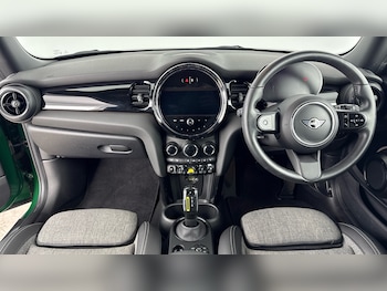 Used MINI Hatch 2022 for sale - 76234570: Photo 4