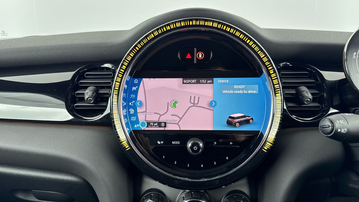 Used MINI Hatch 2022 for sale - 76234570: Photo 8