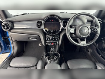 Used MINI Hatch 2021 for sale - 75995052: Photo