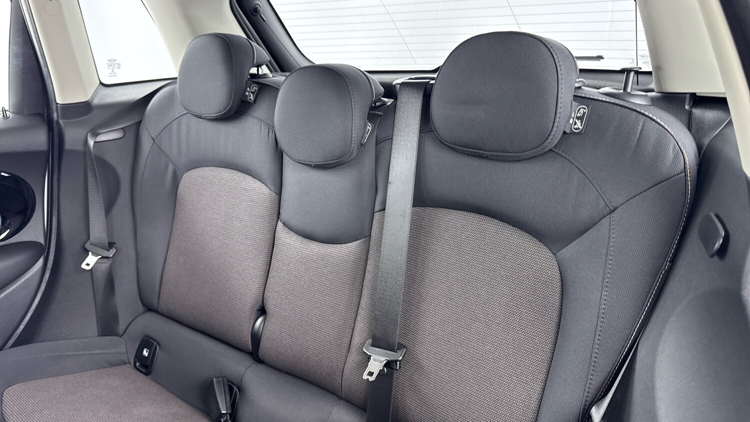 Used MINI Hatch 2022 for sale - 76234571: Photo 12