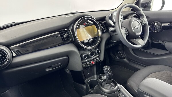 Used MINI Hatch 2022 for sale - 76234571: Photo 7