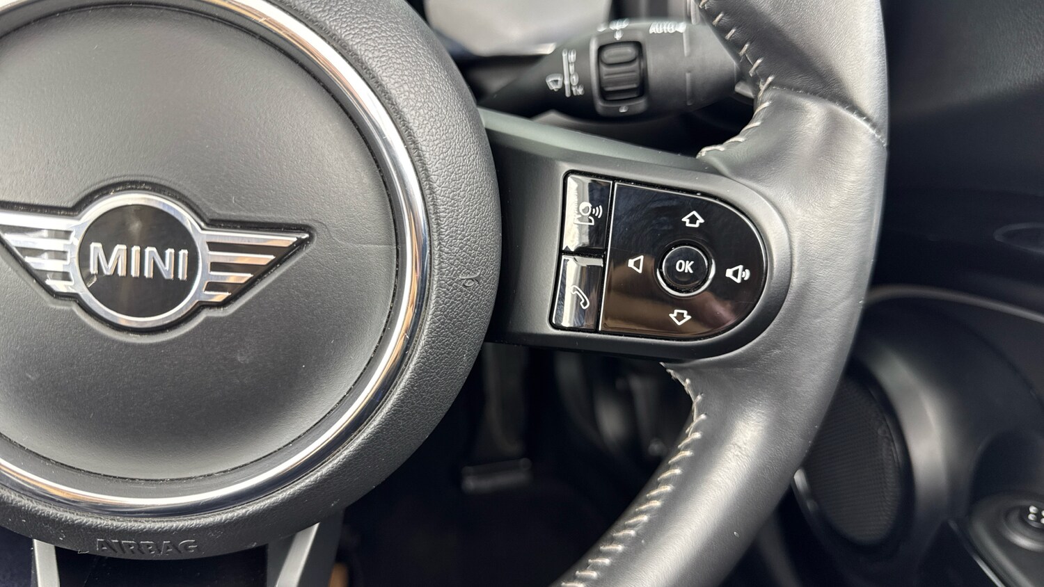 Used MINI Convertible 2022 for sale - 77946984: Photo 18