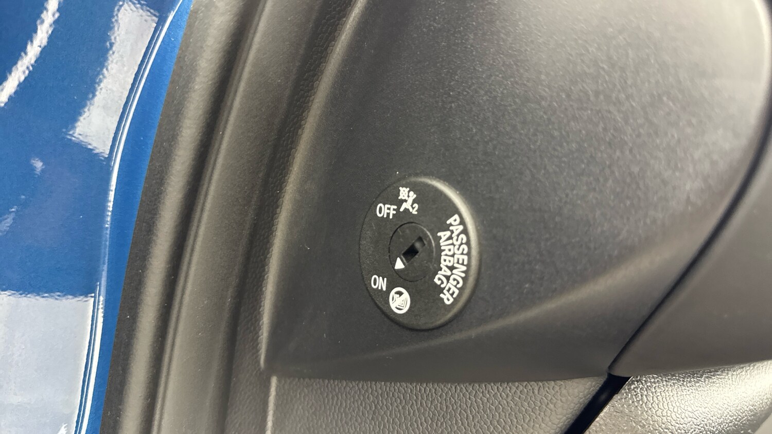 Used MINI Convertible 2022 for sale - 77946984: Photo 29