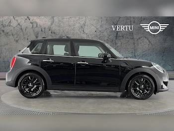 Used MINI Hatch 2023 for sale - 79173220: Photo