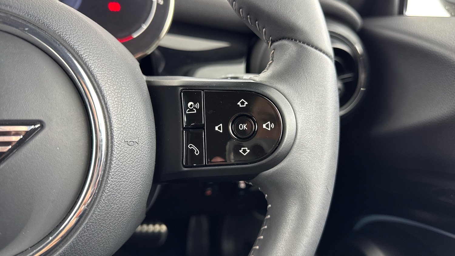 Used MINI Hatch 2023 for sale - 76831554: Photo 18