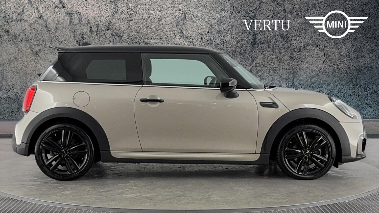 Used MINI Hatch 2023 for sale - 76831554: Photo 3