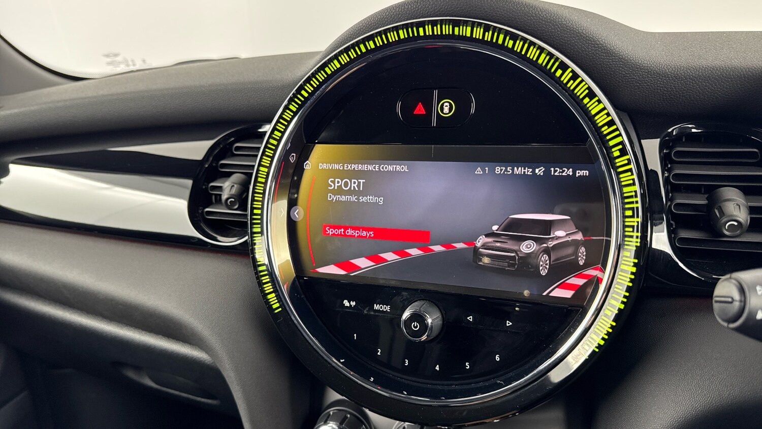 Used MINI Hatch 2023 for sale - 76831554: Photo 33