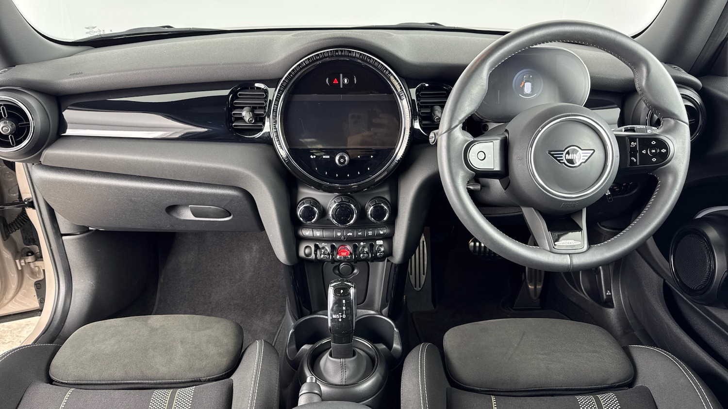 Used MINI Hatch 2023 for sale - 76831554: Photo 4