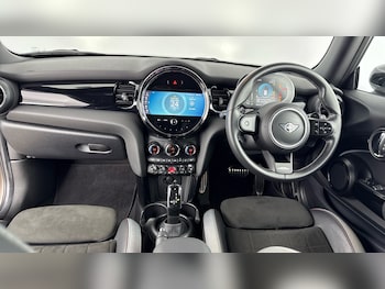 Used MINI Hatch 2021 for sale - 78370827: Photo