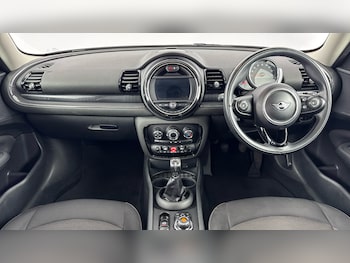Used MINI Clubman 2019 for sale - 76131210: Photo