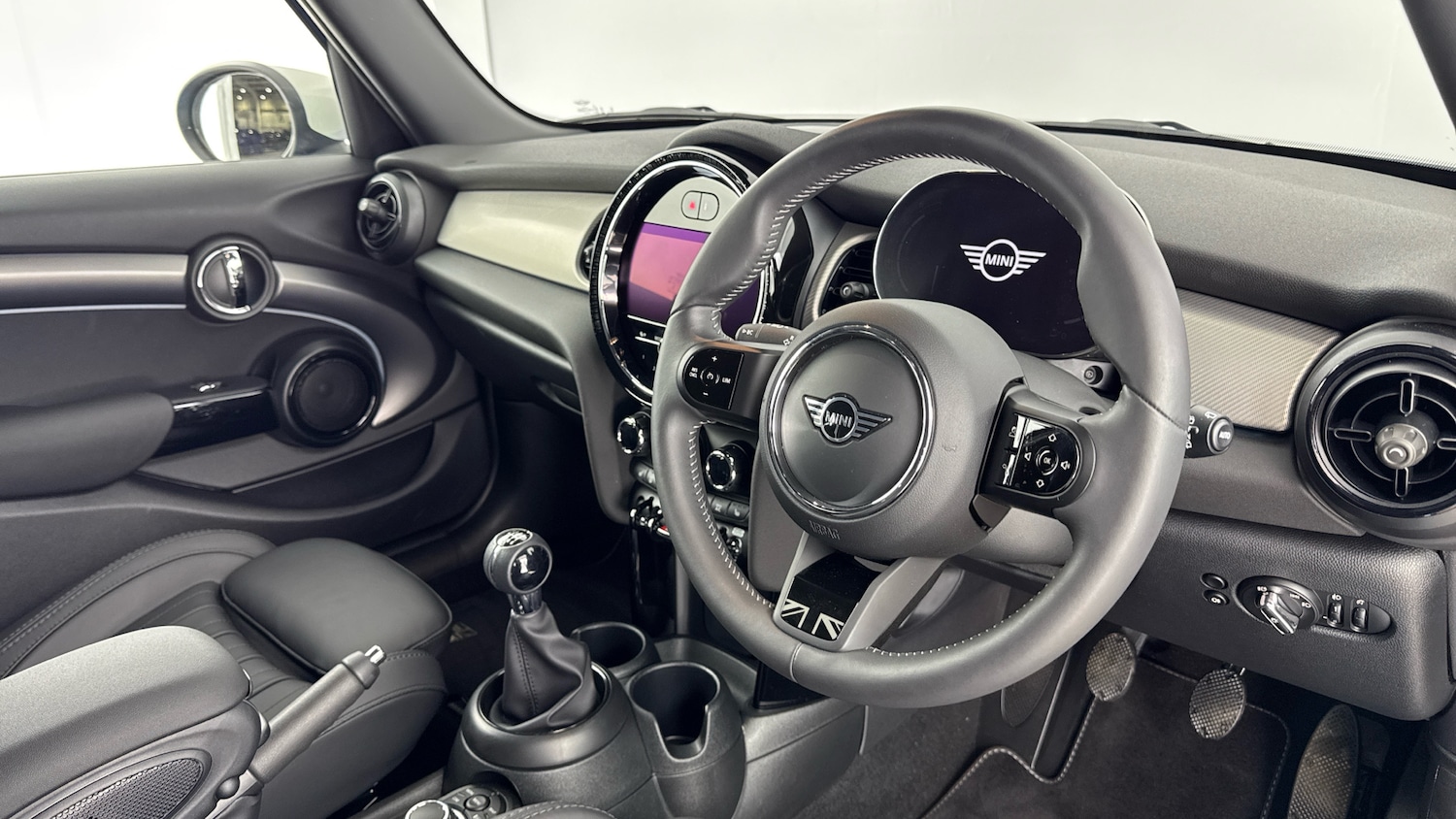 Used MINI Cooper 2024 for sale - 76684746: Photo 6