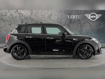Used MINI Hatch 2020 for sale - 75724114: Photo