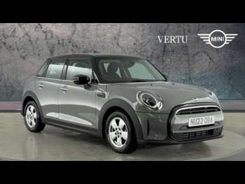 2022 (22) - 1.5 Cooper Classic 5dr Petrol Hatchback