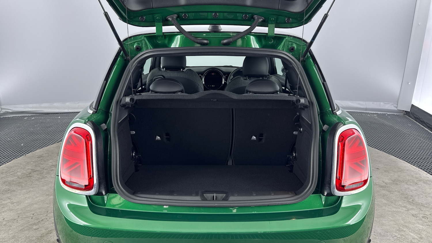 Used MINI Hatch 2021 for sale - 76344600: Photo 13
