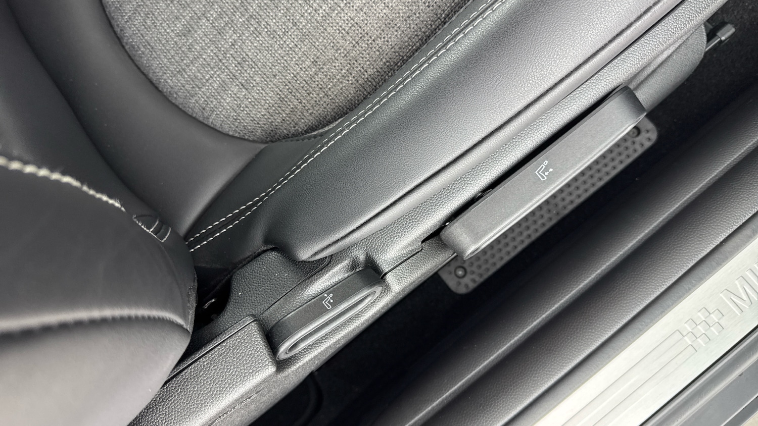 Used MINI Hatch 2021 for sale - 76344600: Photo 28
