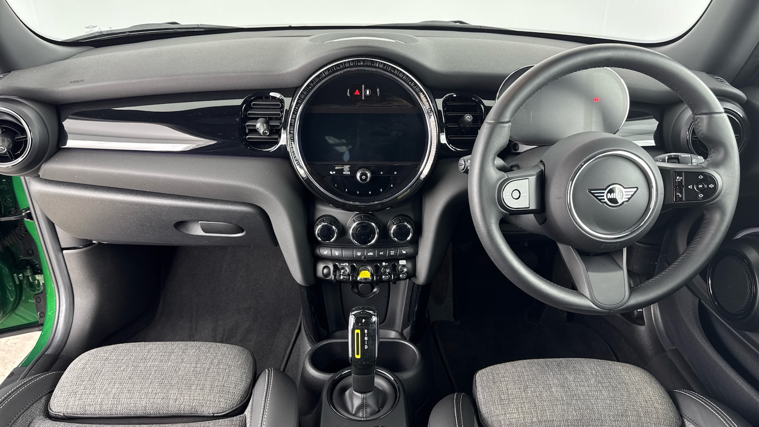 Used MINI Hatch 2021 for sale - 76344600: Photo 4