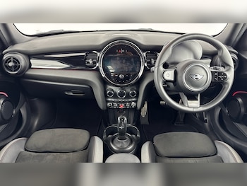 Used MINI Hatch 2023 for sale - 78984778: Photo