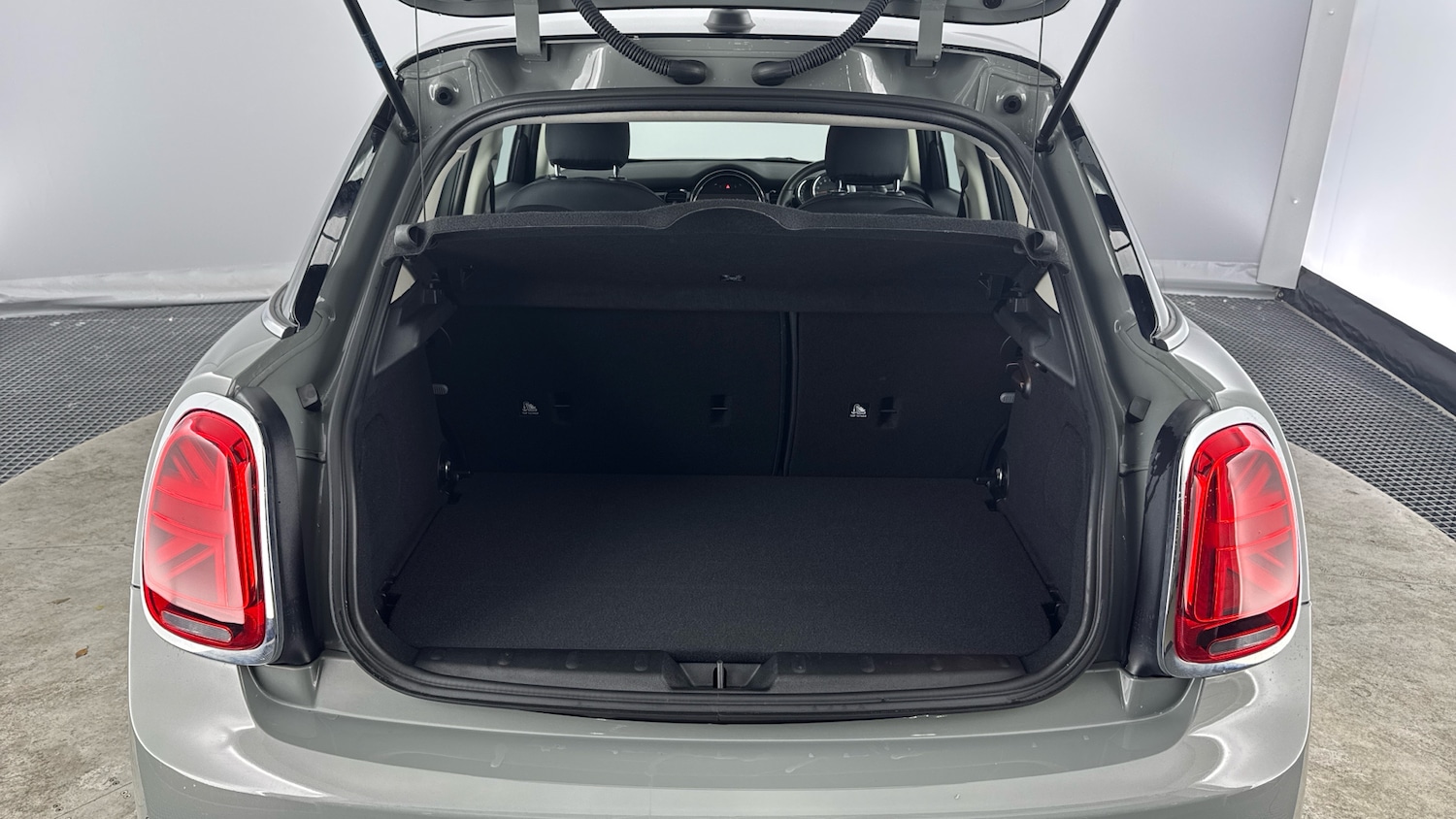 Used MINI Hatch 2022 for sale - 76908439: Photo 13